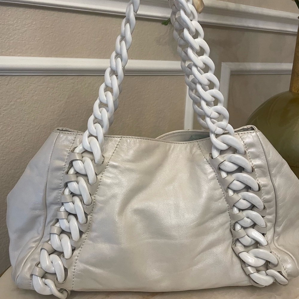 ❤️Pending❤️Chanel iridescent acrylic chain custom strass large CC logo Opal bag - Picture 6 of 16